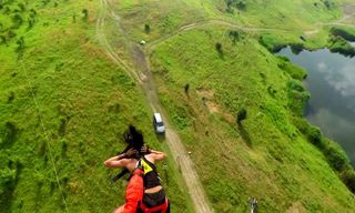 Скок с бънджи от балон + видеозаснемане с 4к action камера