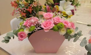 Флора-арт: флористика на по чаша вино