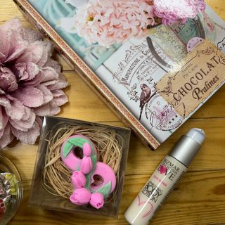 Подаръчен комплект 8-ми март в розово