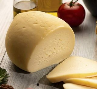 Brânză de burduf  / 100 g