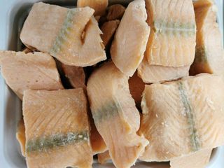 Somon porționat fără piele calitate superioară - 1KG