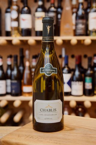 Chablis Les Venerables 750ml 2015