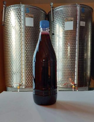 Vin rosu demidulce 1L