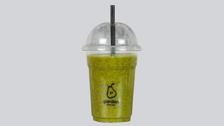 Smoothie banana, mango, kivi, baby spanać, chia seme