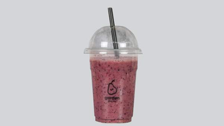 Smoothie banana, šumsko voće, grčki jogurt, pomorandža, laneni protein