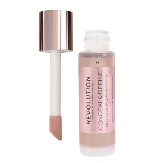 31227 F9 Tečni puder MAKEUP REVOLUTION Conceal & Define 23ml