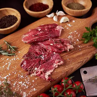 Pastrama de berbecut 500gr