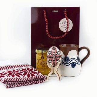 Pachet cadou cu cana ceramica de Sitar Baia Mare