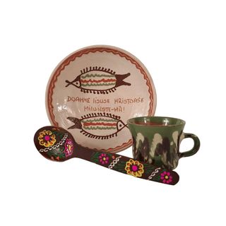 Pachet ceramica de Horezu, ceasca diverse culori si lingura lemn