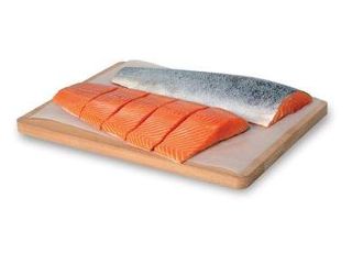 Сьомга филе с кожа прясна 100гр - /283/