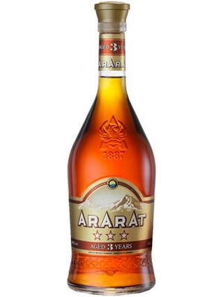Бренди АРАРАТ 3г – 0.7л