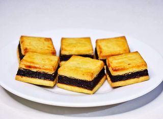 Бисквити с ванилия и фурми (100гр)