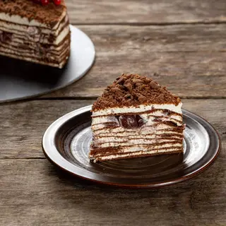 Tort Smantanel Cu Visine