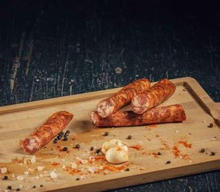 Cârnați afumați ticu subtiri