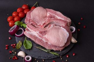 Cotlet de porc cu os