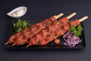 Adana kebab picantă