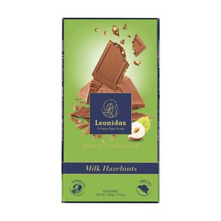 Tableta 30% ciocolata lapte cu alune de padure - 100g