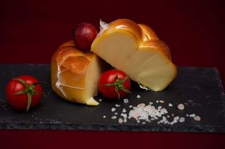 Cascaval afumat 1 kg