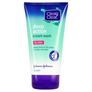 Clean And Clear Deep Action Cream Wash 150Ml