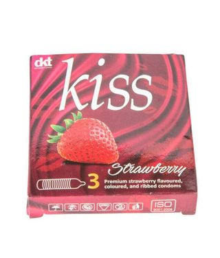 Kiss Premium Ribbed Strawberry Condoms