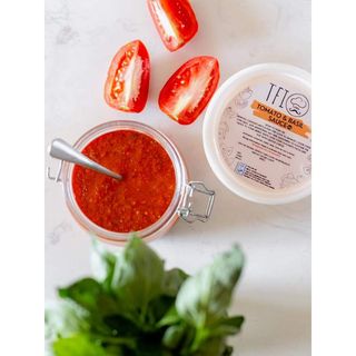 Tomato and Basil Sauce