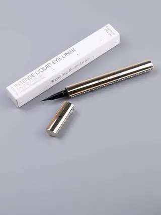 Glamour Queen Intense Black Liquid Eyeliner