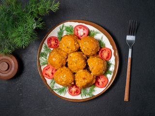 Chiftele cu carne de porc și vită