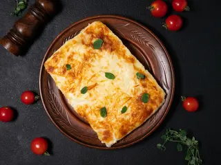 Lasagna cu carne de porc