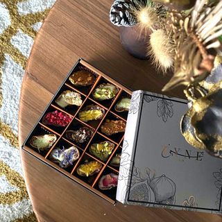 Coffret Passion Ardente 16p+ Carte de voeux + Bouquet de fleurs séchées