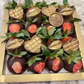 Plateau De 16 Fruits Enrobés De Chocolat