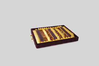 Plateaux en velours Aristote 37x25x3,5 cm - Aubergine - 1,750 kg