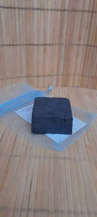 Nettoyant visage au Charbon