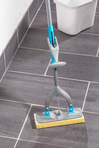 Čistač poda 26cm sa teleskopskom drškom