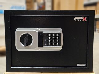 Digitalni ugradni sef 250x350x250 25NEK crni SafeX