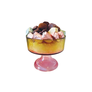 Coupe En Verre Rose Avec 300g De Chocolats