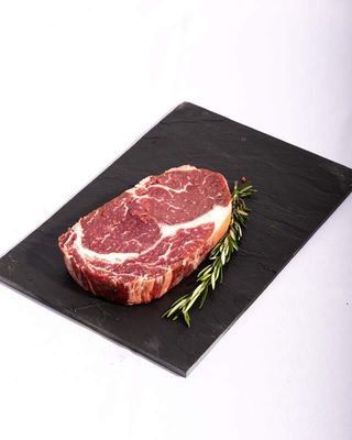 Ribeye 300 G (sezonowany 4 Tyg.)