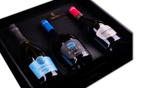 Poklon paket u kutiji s uloškom 11