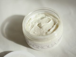 ტანის კარაქი Magnolia