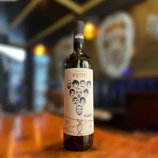 Nikifore Wine-kisi