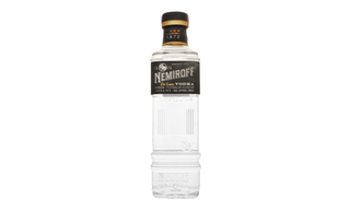 De Lux 0.5ლ Nemiroff/არაყი 40 %