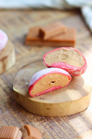 Caramel Mochi - Red