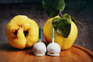 Candied quince in chocolate კომშის ბურთი, ცალი