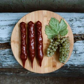 Rkatsiteli churchkhela with walnuts რქაწითელის ჩურჩხელა ნიგვზით