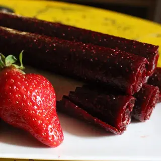 Strawberry candy rolls მარწყვის ტყლაპი