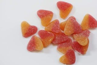 ჟელიბონი ატმის გულები 100გრ