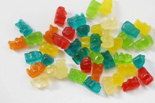 ჟელიბონი დათუნიები  100გრ