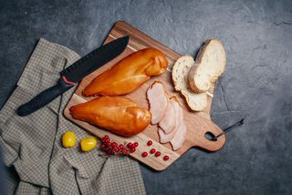 Შაშხი "ქათმის Ფილე Ცივად Შებოლილი" 250 Გრ