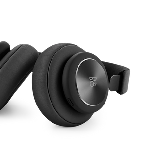 BANGS & OLUFSEN BEOPLAY H4 HEADPHONES