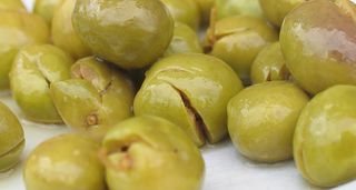 Olives Cassées- Par 100g