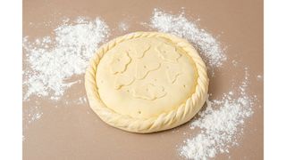 Пирог с рубленной курицей и картофелем с грибами замороженные